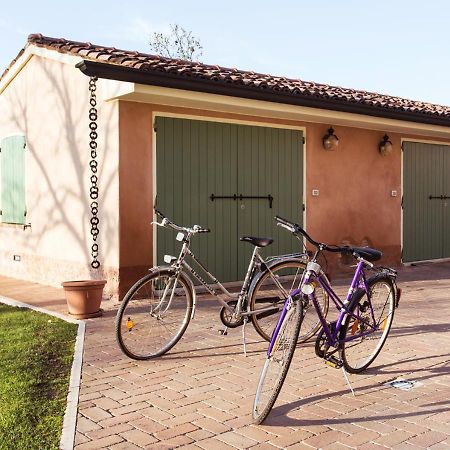 B&B Residence Il Ciliegio , Via Villa Superiore 93 Luzzara Suzzara Eksteriør bilde