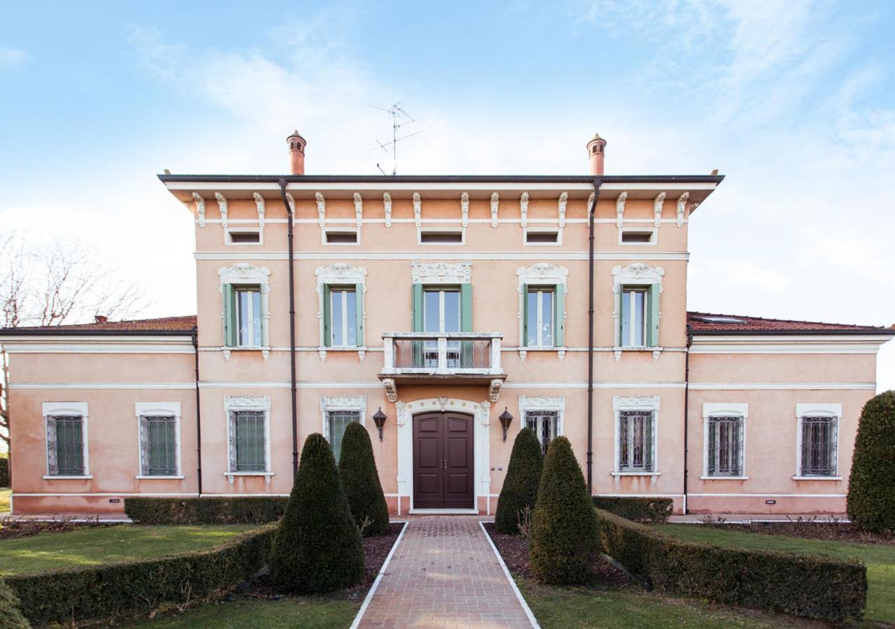 B&B Residence Il Ciliegio , Via Villa Superiore 93 Luzzara Suzzara Eksteriør bilde