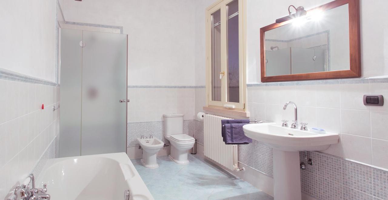 B&B Residence Il Ciliegio , Via Villa Superiore 93 Luzzara Suzzara Eksteriør bilde
