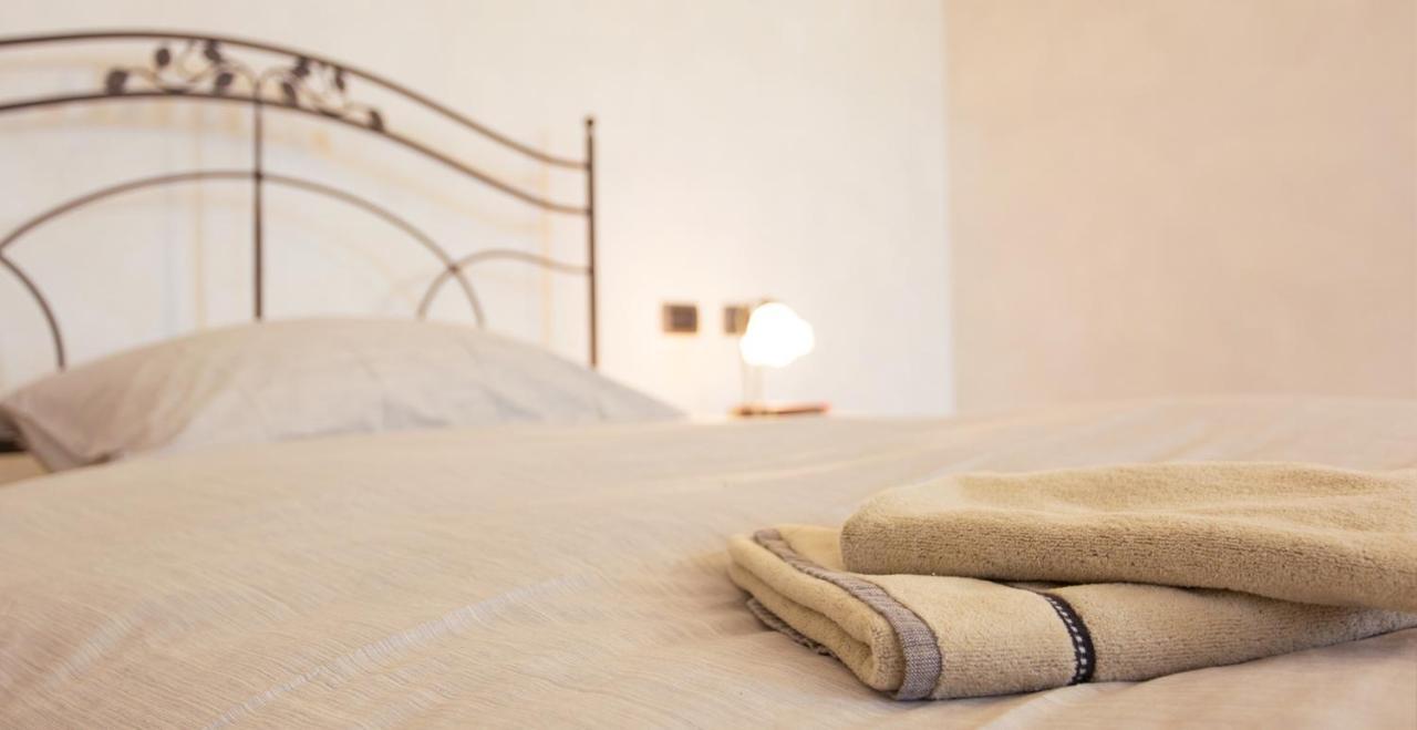 B&B Residence Il Ciliegio , Via Villa Superiore 93 Luzzara Suzzara Eksteriør bilde