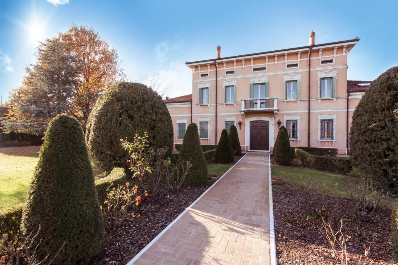 B&B Residence Il Ciliegio , Via Villa Superiore 93 Luzzara Suzzara Eksteriør bilde