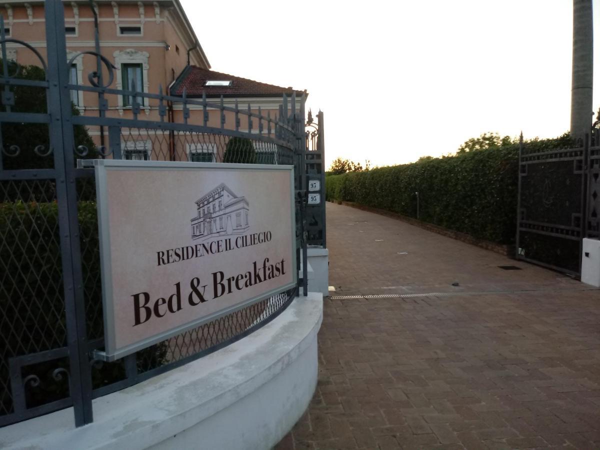 B&B Residence Il Ciliegio , Via Villa Superiore 93 Luzzara Suzzara Eksteriør bilde